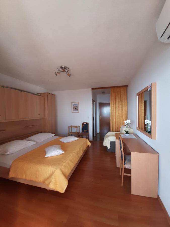 Guest House Fenix Брела Номер фото