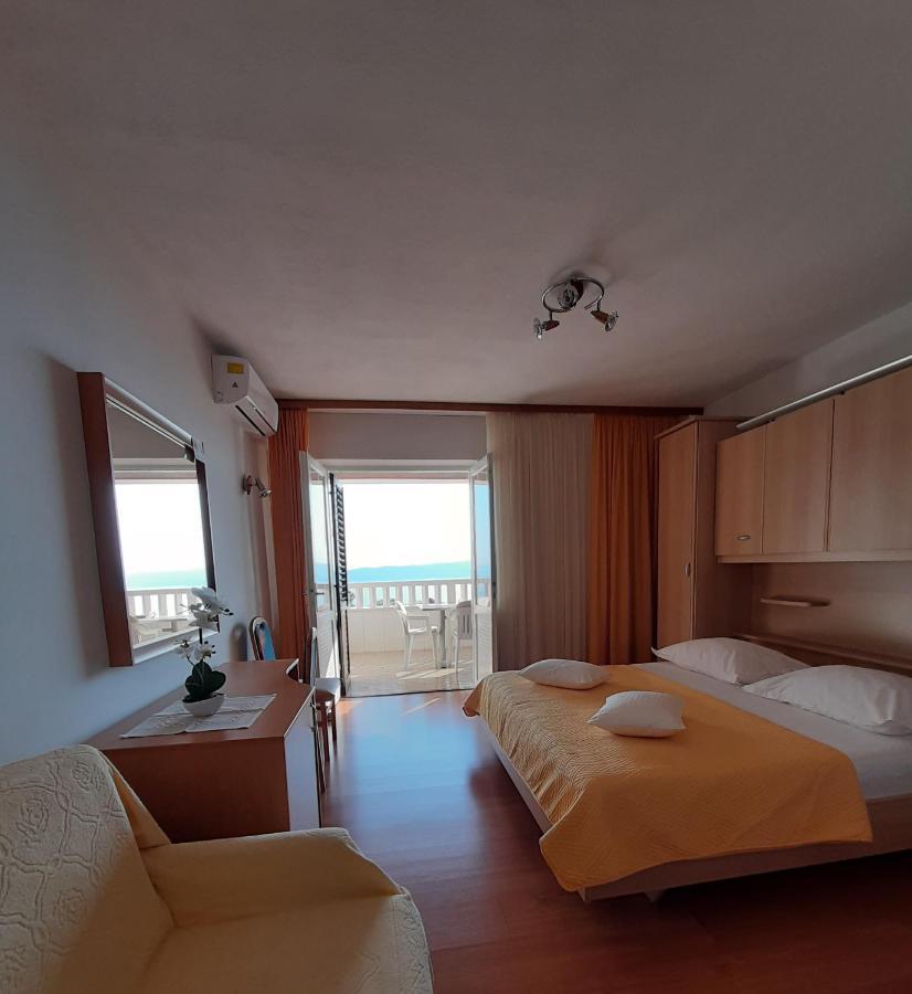 Guest House Fenix Брела Екстер'єр фото