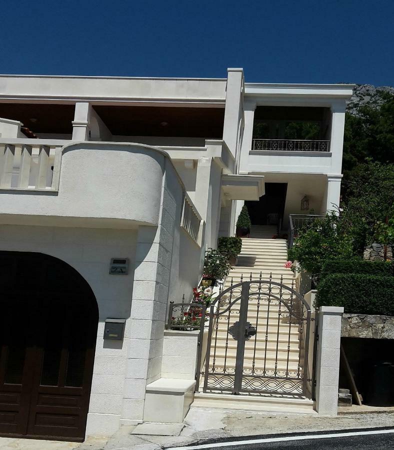 Guest House Fenix Брела Екстер'єр фото